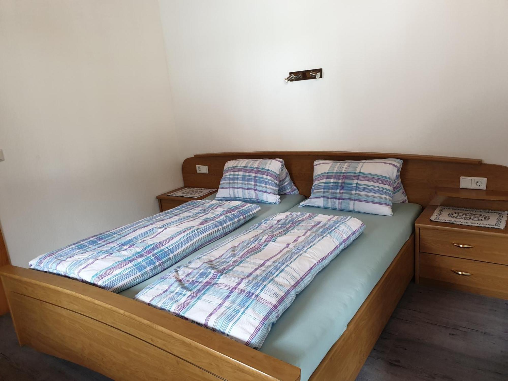 Gaestehaus Falkenblick Arzl im Pitztal Ngoại thất bức ảnh