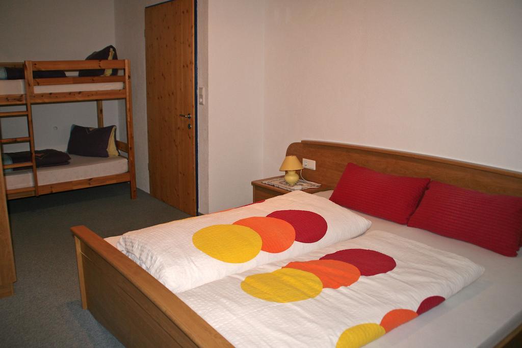 Gaestehaus Falkenblick Arzl im Pitztal Phòng bức ảnh