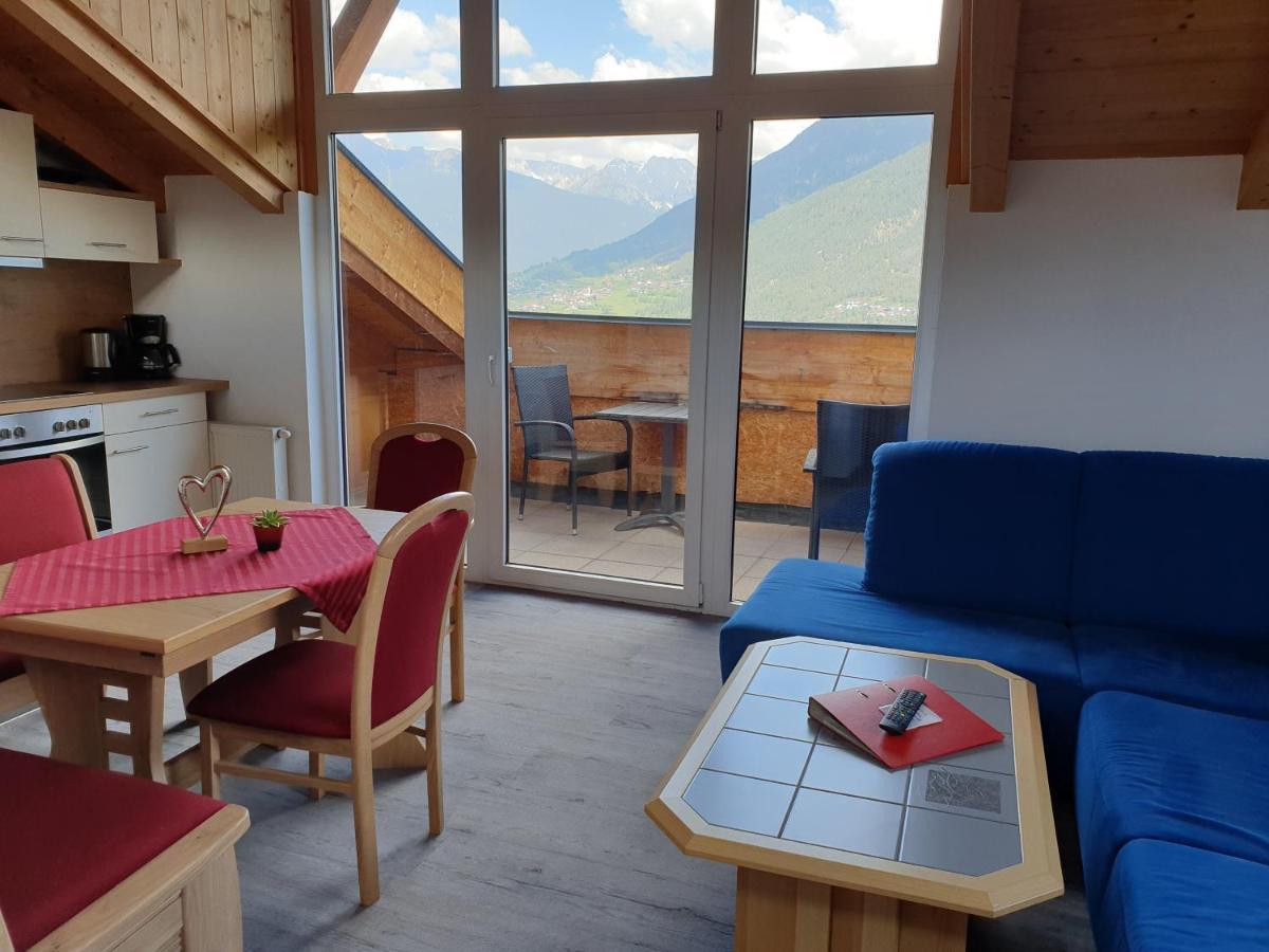 Gaestehaus Falkenblick Arzl im Pitztal Ngoại thất bức ảnh